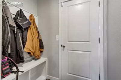 8101 Goldenray Place, Colorado Springs, CO 80908 - Photo 16