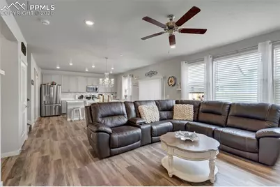 8101 Goldenray Place, Colorado Springs, CO 80908 - Photo 10