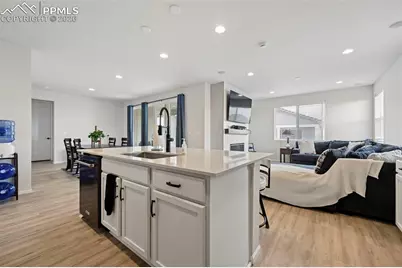 3964 Haleyville Court, Aurora, CO 80019 - Photo 4