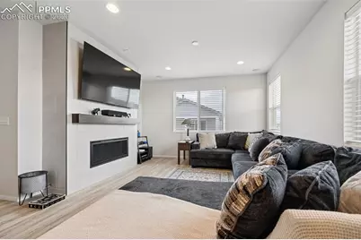 3964 Haleyville Court, Aurora, CO 80019 - Photo 2