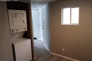 225 Willow St, Colorado Springs, CO 80903 - Photo 8