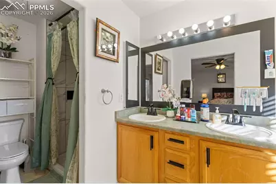 7152 Cliffrose Drive, Colorado Springs, CO 80925 - Photo 14