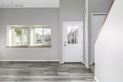 824 London Green Way, Colorado Springs, CO 80906 - Photo 2