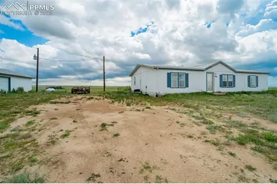 1435 Equestrian Point, Yoder, CO 80864 - Photo 8