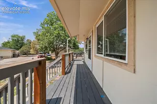 325 Bonnie Ct, Colorado Springs, CO 80916 - Photo 2