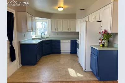 615 Echo Lane, Colorado Springs, CO 80904 - Photo 4