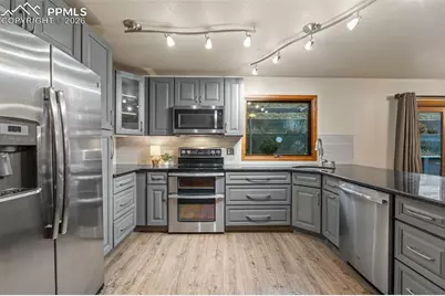 253 Chatham Drive, Colorado Springs, CO 80906 - Photo 16