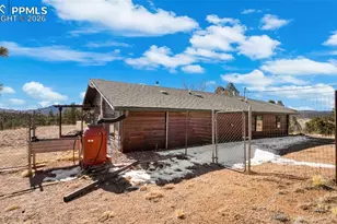 950 Southpark Rd, Florissant, CO 80816 - Photo 6