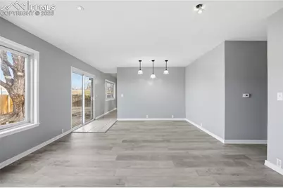 1014 Fosdick Drive, Colorado Springs, CO 80909 - Photo 10