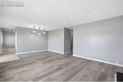 1014 Fosdick Drive, Colorado Springs, CO 80909 - Photo 12