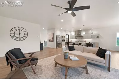 13062 Crescent Creek Drive, Peyton, CO 80831 - Photo 6