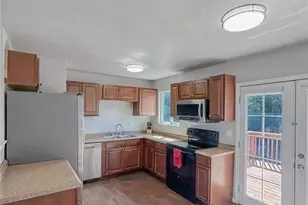 4438 Millburn Dr, Colorado Springs, CO 80906 - Photo 4