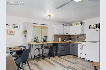 112 Denwood Drive, Florissant, CO 80816 - Photo 6