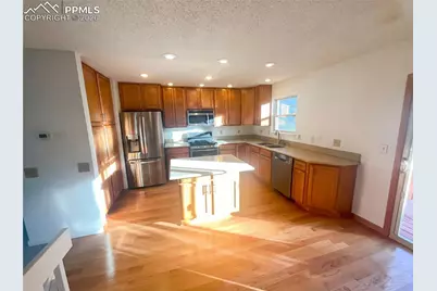 3911 Smoke Tree Drive, Colorado Springs, CO 80920 - Photo 2