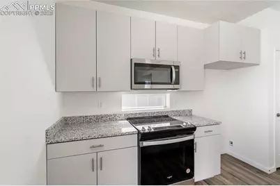 9357 Twin Sisters Drive, Colorado Springs, CO 80927 - Photo 8