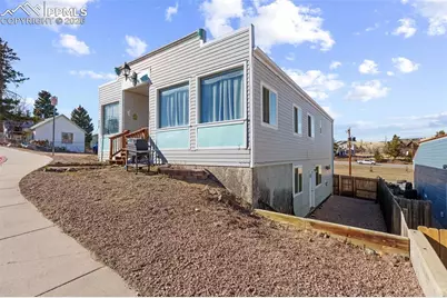 217 W Masonic Avenue, Cripple Creek, CO 80813 - Photo 2