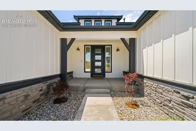 9756 Owl Perch Loop, Colorado Springs, CO 80908 - Photo 4