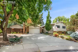 4220 Cromwell Ct, Colorado Springs, CO 80906 - Photo 2