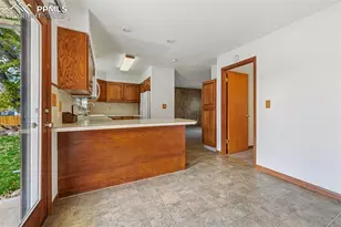 323 Maplewood Dr, Colorado Springs, CO 80907 - Photo 10