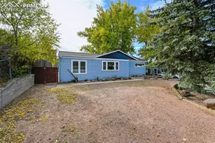 323 Maplewood Dr, Colorado Springs, CO 80907 - Photo 2
