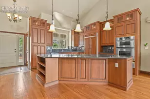 4816 Cedarmere Dr, Colorado Springs, CO 80918 - Photo 4