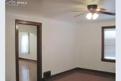 1015 E Moreno Avenue, Colorado Springs, CO 80903 - Photo 8