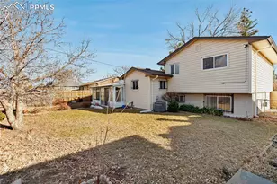 1025 Rainier Dr, Colorado Springs, CO 80910 - Photo 10