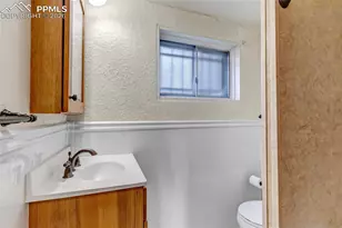 1025 Rainier Dr, Colorado Springs, CO 80910 - Photo 32