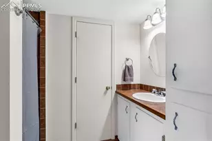 555 D St, Penrose, CO 81240 - Photo 22