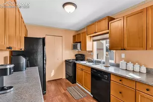 555 D St, Penrose, CO 81240 - Photo 18