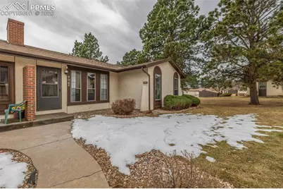 406 Valley Hi Circle #B, Colorado Springs, CO 80910 - Photo 6