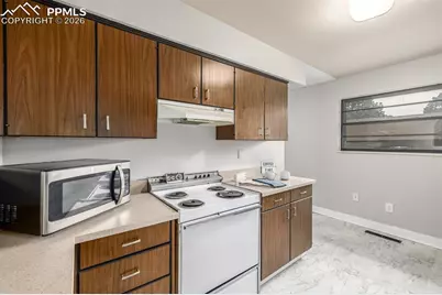 406 Valley Hi Circle #B, Colorado Springs, CO 80910 - Photo 18