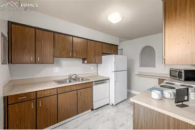 406 Valley Hi Circle #B, Colorado Springs, CO 80910 - Photo 16