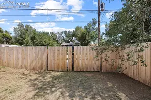719 Bonfoy Ave, Colorado Springs, CO 80909 - Photo 26