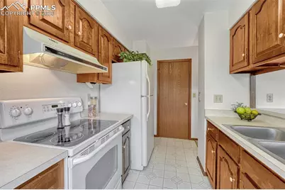 1146 Fontmore Road #A, Colorado Springs, CO 80904 - Photo 12