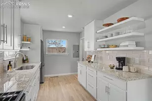 29 N Garland Ave, Colorado Springs, CO 80909 - Photo 14