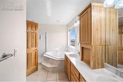 1225 N Parkridge Drive, Pueblo, CO 81007 - Photo 26
