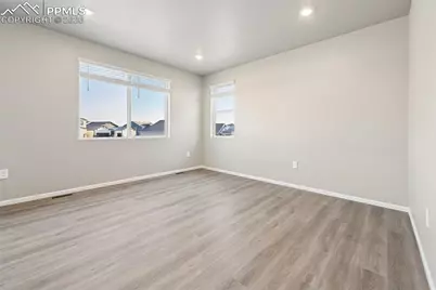 10723 Rolling Ranch Drive, Peyton, CO 80831 - Photo 8