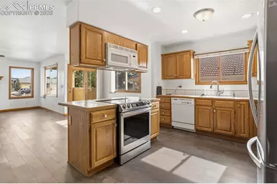 114 Luxury Lane, Colorado Springs, CO 80921 - Photo 12