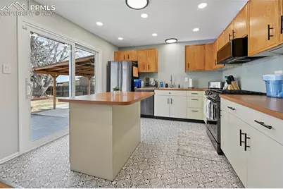 1805 Kodiak Drive, Colorado Springs, CO 80910 - Photo 10