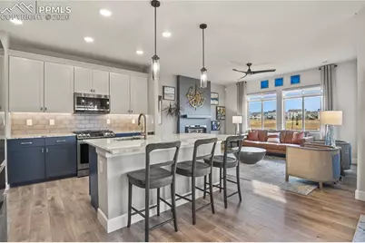 1806 Peak Prairie Lane, Monument, CO 80132 - Photo 4