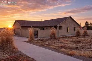 1470 Villa Spanada St, Pueblo, CO 81006 - Photo 1