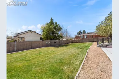 20 Robertson Road, Pueblo, CO 81001 - Photo 30