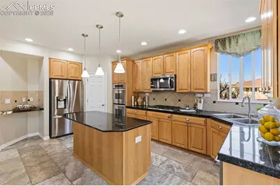 10143 Pine Glade Drive, Colorado Springs, CO 80920 - Photo 10
