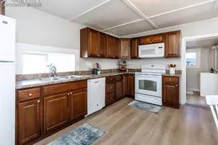 411 E Iowa Ave, Fountain, CO 80817 - Photo 18