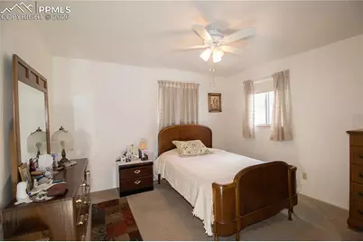 327 W Circle Drive, Canon City, CO 81212 - Photo 16