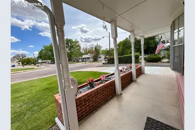 327 W Circle Drive, Canon City, CO 81212 - Photo 2