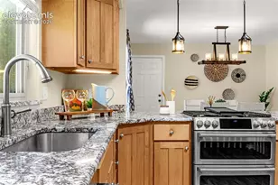 1990 Brookwood Dr, Colorado Springs, CO 80918 - Photo 12