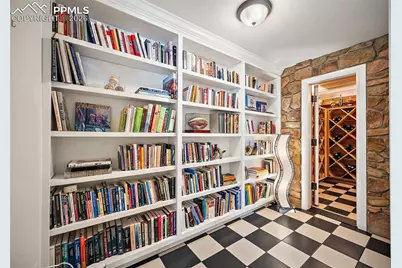 1425 W Cheyenne Mountain Boulevard, Colorado Springs, CO 80906 - Photo 40