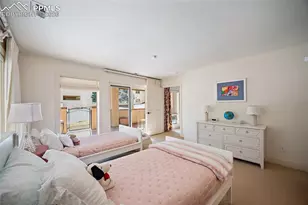 1425 W Cheyenne Mountain Blvd, Colorado Springs, CO 80906 - Photo 36